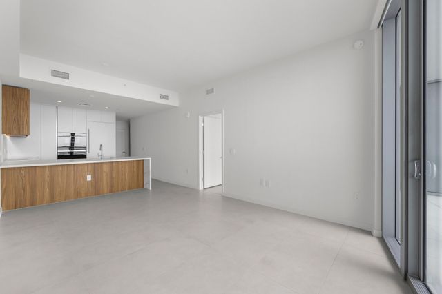 1400 Biscayne Boulevard 3604, Miami, FL 33132