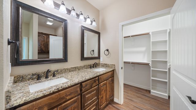 1401 Ridgebriar Drive, Kaufman, TX 75142