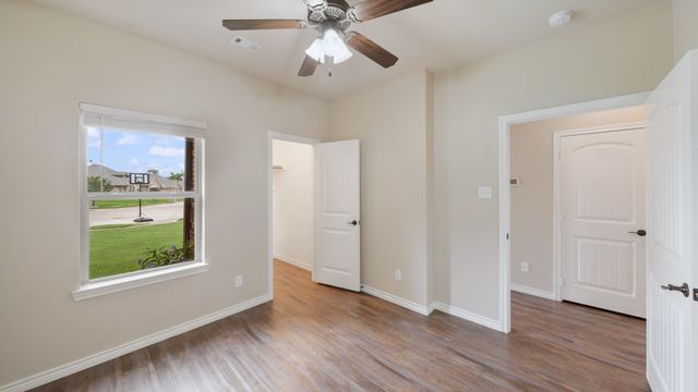 1401 Ridgebriar Drive, Kaufman, TX 75142