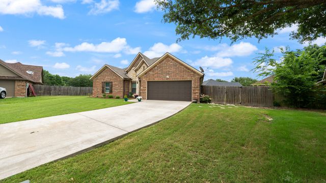 1401 Ridgebriar Drive, Kaufman, TX 75142