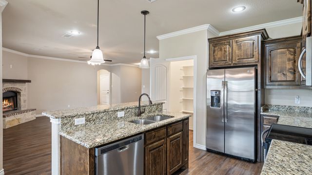 1401 Ridgebriar Drive, Kaufman, TX 75142