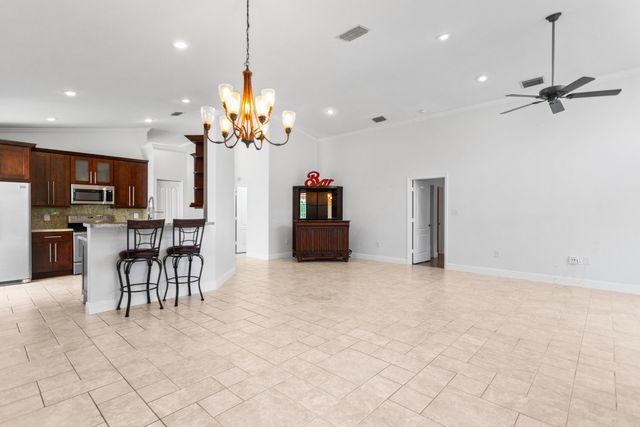 1178 NW 116th Avenue, Coral Springs, FL 33071