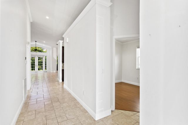 1178 NW 116th Avenue, Coral Springs, FL 33071