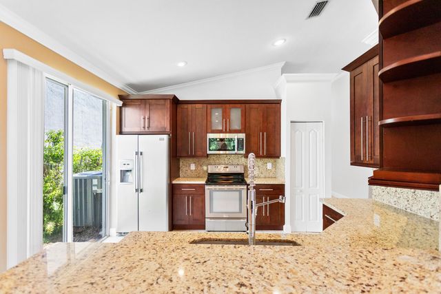 1178 NW 116th Avenue, Coral Springs, FL 33071