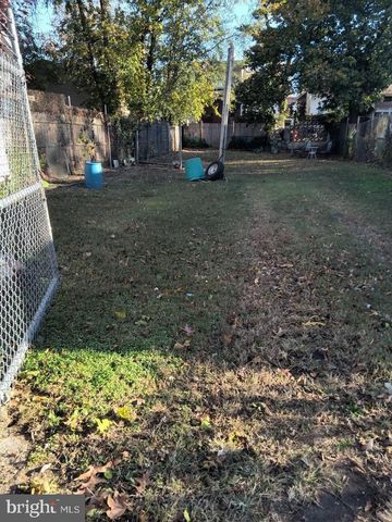 300 & 320 N RIVER AVE, Camden, NJ 08105