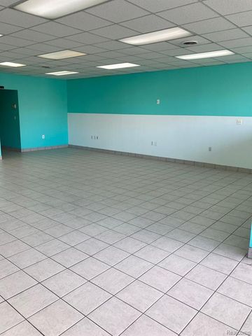 29225 7 Mile Road, Livonia, MI 48152