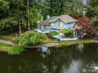11423 NE 104th Street, Kirkland, WA 98033