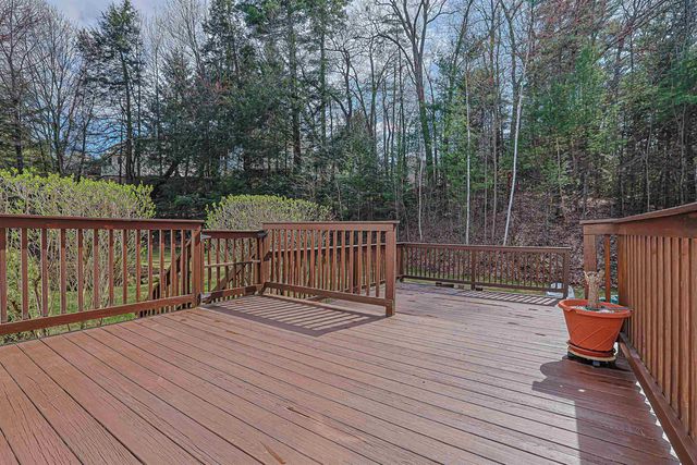 14 Whitewood Lane, Merrimack, NH 03054