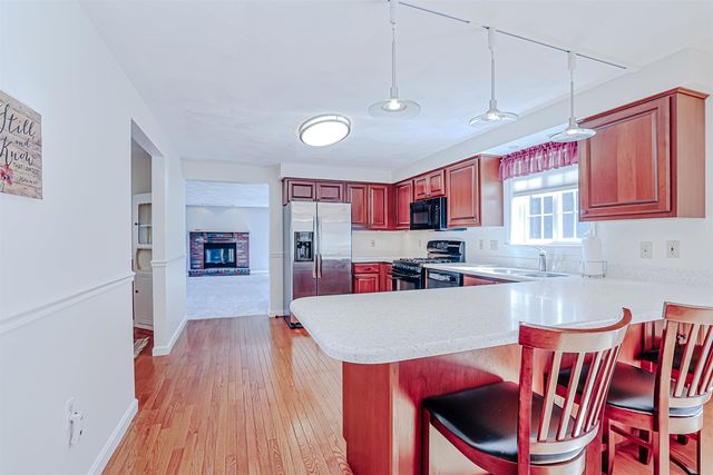 14 Whitewood Lane, Merrimack, NH 03054