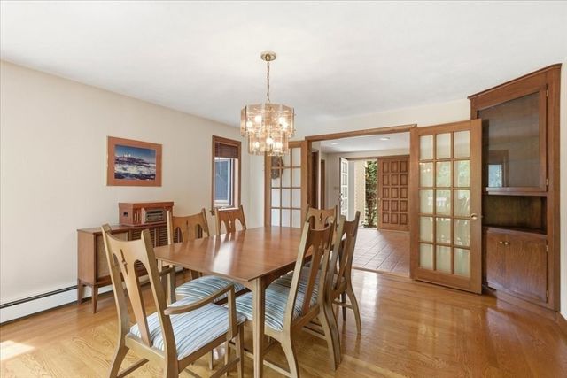 6 Hoover Rd, Norfolk, MA 02056