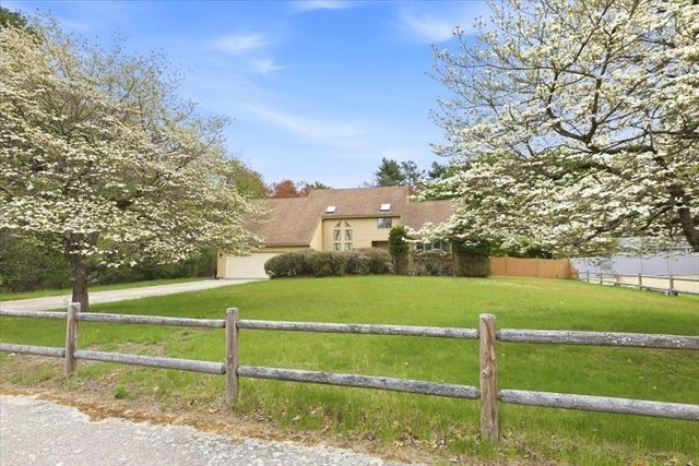 6 Hoover Rd, Norfolk, MA 02056