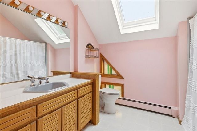 6 Hoover Rd, Norfolk, MA 02056