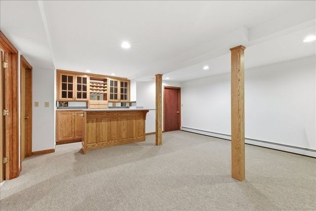 6 Hoover Rd, Norfolk, MA 02056