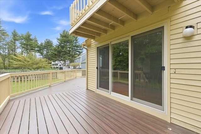 6 Hoover Rd, Norfolk, MA 02056