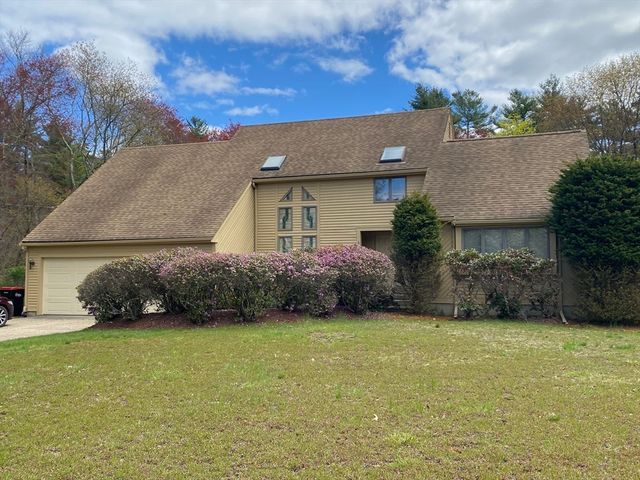 6 Hoover Rd, Norfolk, MA 02056