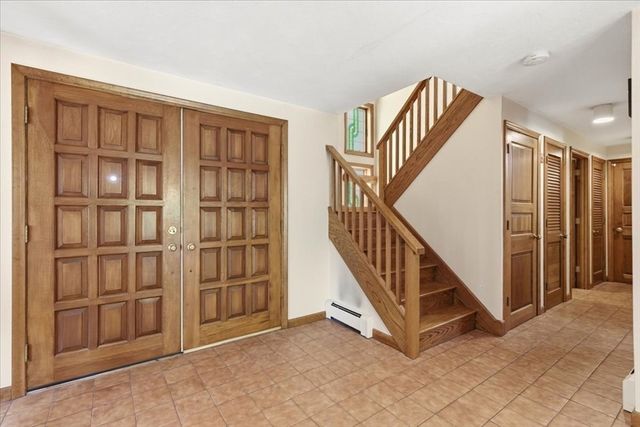 6 Hoover Rd, Norfolk, MA 02056