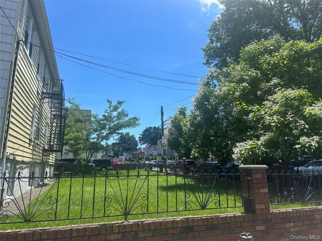 102-06 27th Avenue, East Elmhurst, NY 11369