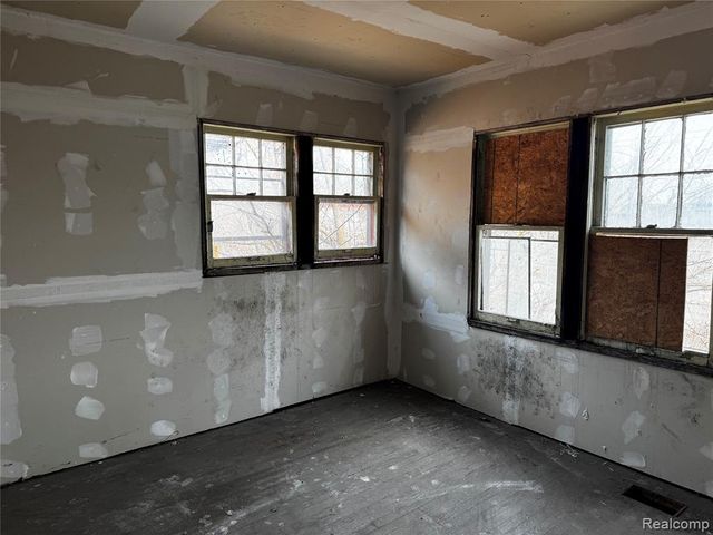 13202 Stoepel Street, Detroit, MI 48238