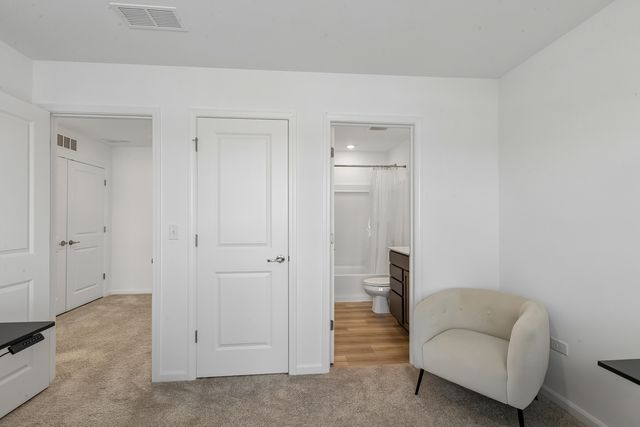 2703 Martini Street, Mundelein, IL 60060