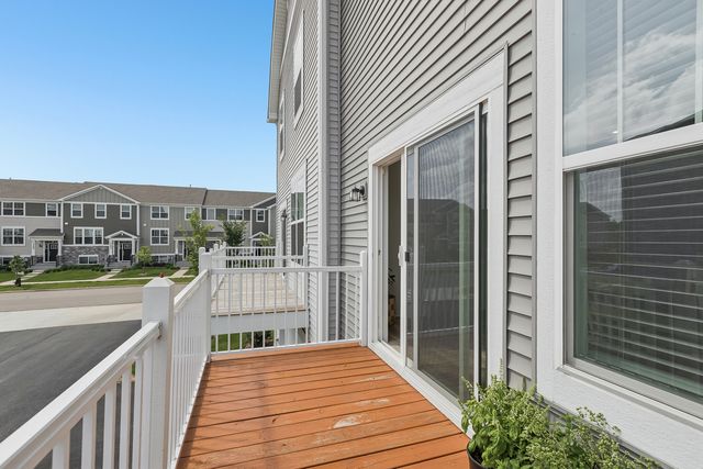 2703 Martini Street, Mundelein, IL 60060