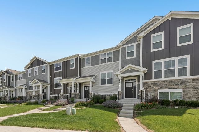 2703 Martini Street, Mundelein, IL 60060