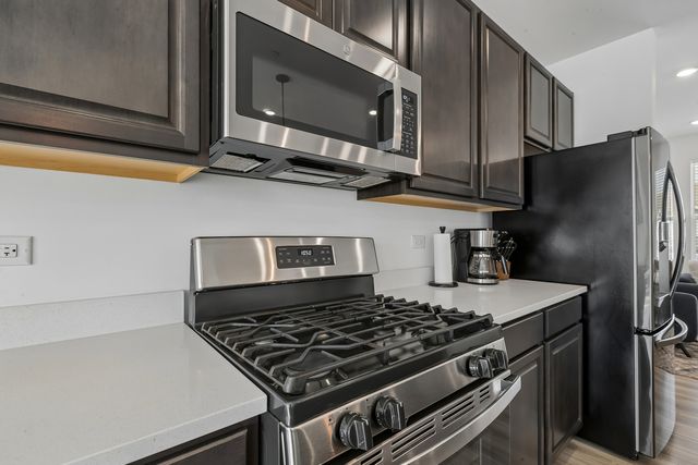 2703 Martini Street, Mundelein, IL 60060