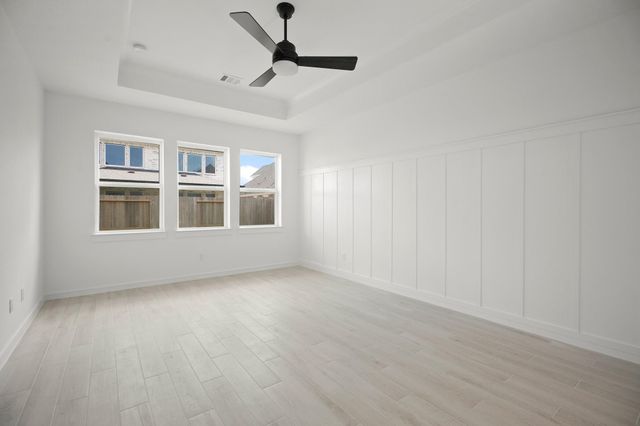 217 Dunovant Drive, Sealy, TX 77474