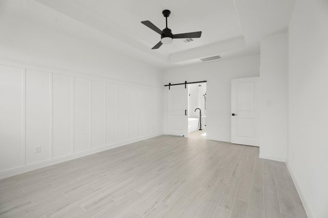 217 Dunovant Drive, Sealy, TX 77474