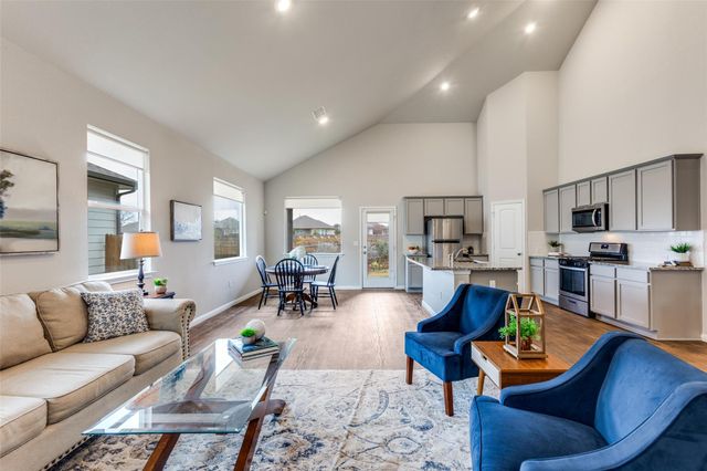 111 Rainmaker CV, Bastrop, TX 78602