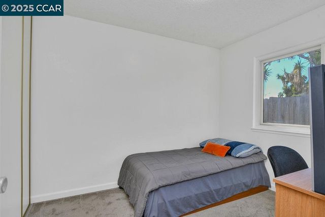 316 Meadows Dr, Vallejo, CA 94589