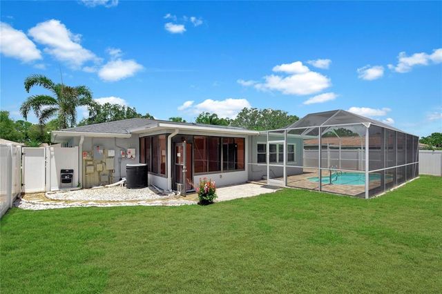 3260 PARKWAY PLACE, Palm Harbor, FL 34684