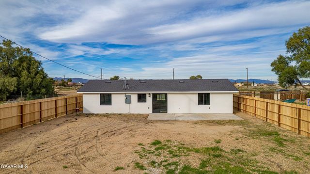 8436 Walpole Avenue, California City, CA 93505