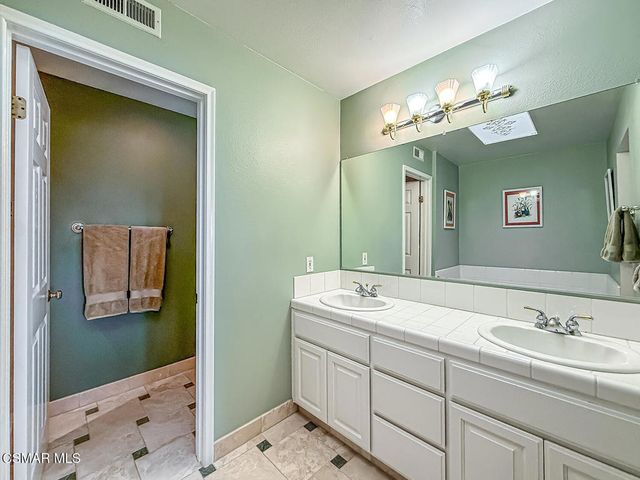 3571 Avenida Verano, Thousand Oaks, CA 91360