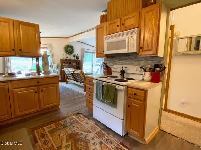 4 Lower Heights Road, Hadley, NY 12835