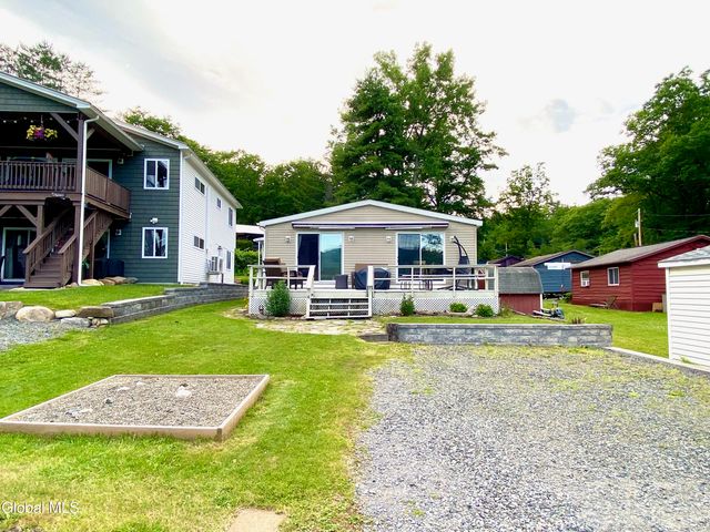 4 Lower Heights Road, Hadley, NY 12835