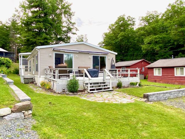 4 Lower Heights Road, Hadley, NY 12835