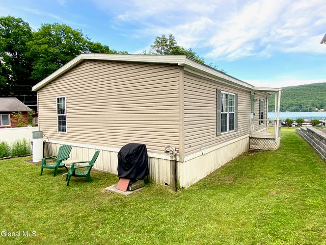 4 Lower Heights Road, Hadley, NY 12835