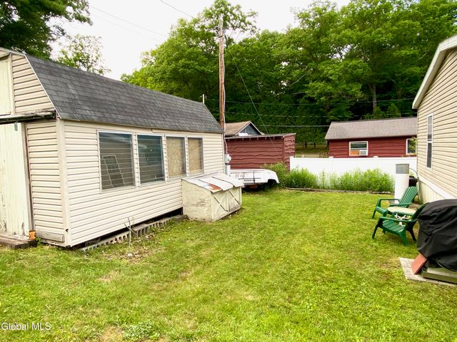 4 Lower Heights Road, Hadley, NY 12835