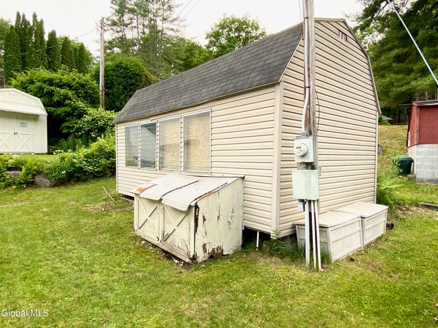 4 Lower Heights Road, Hadley, NY 12835