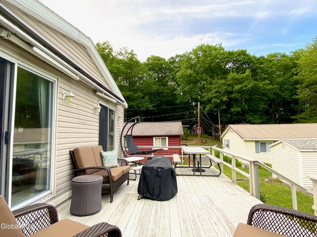 4 Lower Heights Road, Hadley, NY 12835