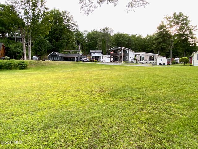 4 Lower Heights Road, Hadley, NY 12835