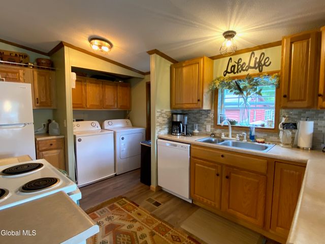 4 Lower Heights Road, Hadley, NY 12835