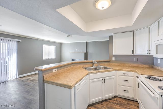 8600 West Charleston Boulevard 2034, Las Vegas, NV 89117