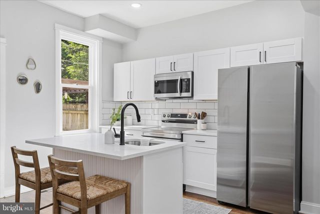 119 N PLUM ST, Lancaster, PA 17602