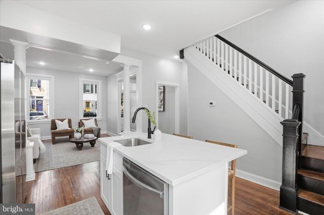 119 N PLUM ST, Lancaster, PA 17602