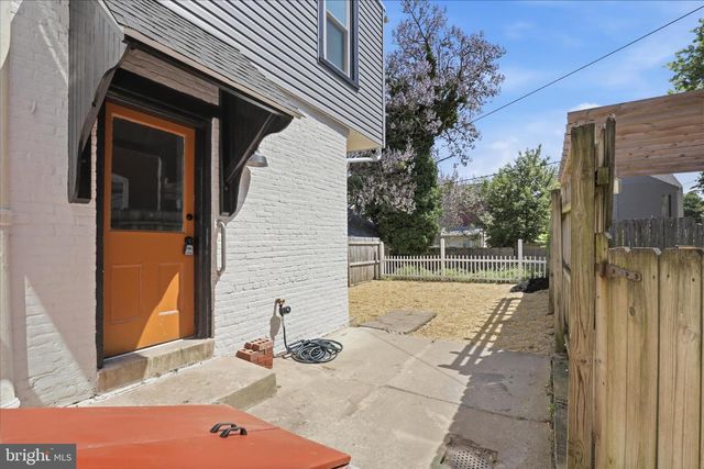 119 N PLUM ST, Lancaster, PA 17602
