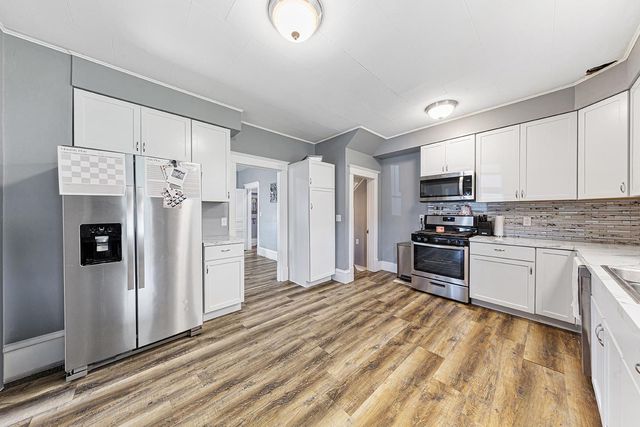727 2nd Street NW, Faribault, MN 55021