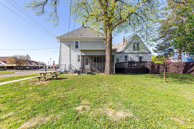 727 2nd Street NW, Faribault, MN 55021