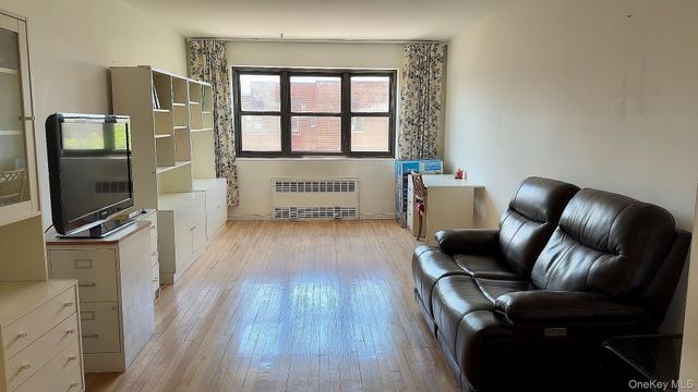 140-21 31st Rd 6C, Flushing, NY 11354