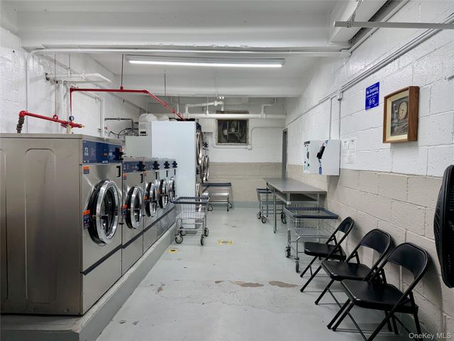 140-21 31st Rd 6C, Flushing, NY 11354
